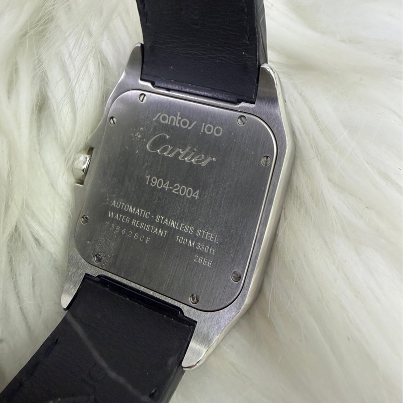 這款手錶是卡地亞(Cartier) 的一款Santos 100 系列自動上鍊腕錶-6