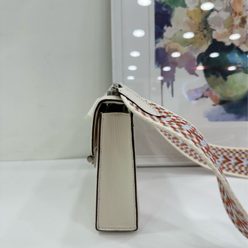 Hermes愛馬仕 verrou17手槍插銷包 Y刻 奶油白 山羊皮 銀扣 尺寸 17*14*4.5-3