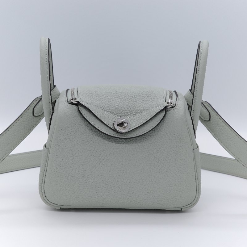 2024台灣購證♥️不撞色系列【CP 精選🌟小編推薦】Hermès 愛馬仕 Mini Lindy 冰晶灰 TC皮 牛皮 小牛皮 手提包肩背包 B 刻-1