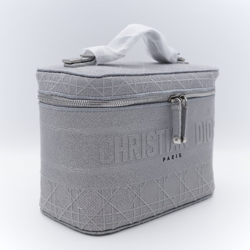 （未使用閒置品♥️）Dior 迪奧 DiorTravel Vanity Case 灰色 刺繡帆布 老花 化妝包 野餐包 手提包-3