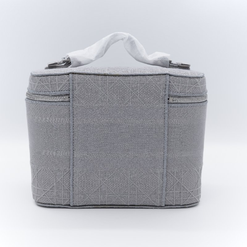 （未使用閒置品♥️）Dior 迪奧 DiorTravel Vanity Case 灰色 刺繡帆布 老花 化妝包 野餐包 手提包-6