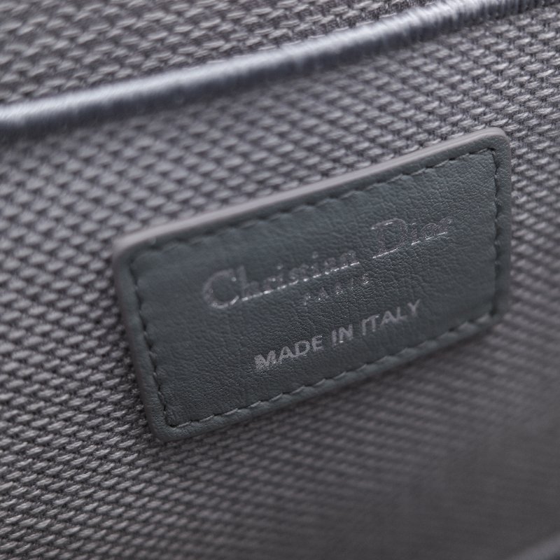 （未使用閒置品♥️）Dior 迪奧 DiorTravel Vanity Case 灰色 刺繡帆布 老花 化妝包 野餐包 手提包-9