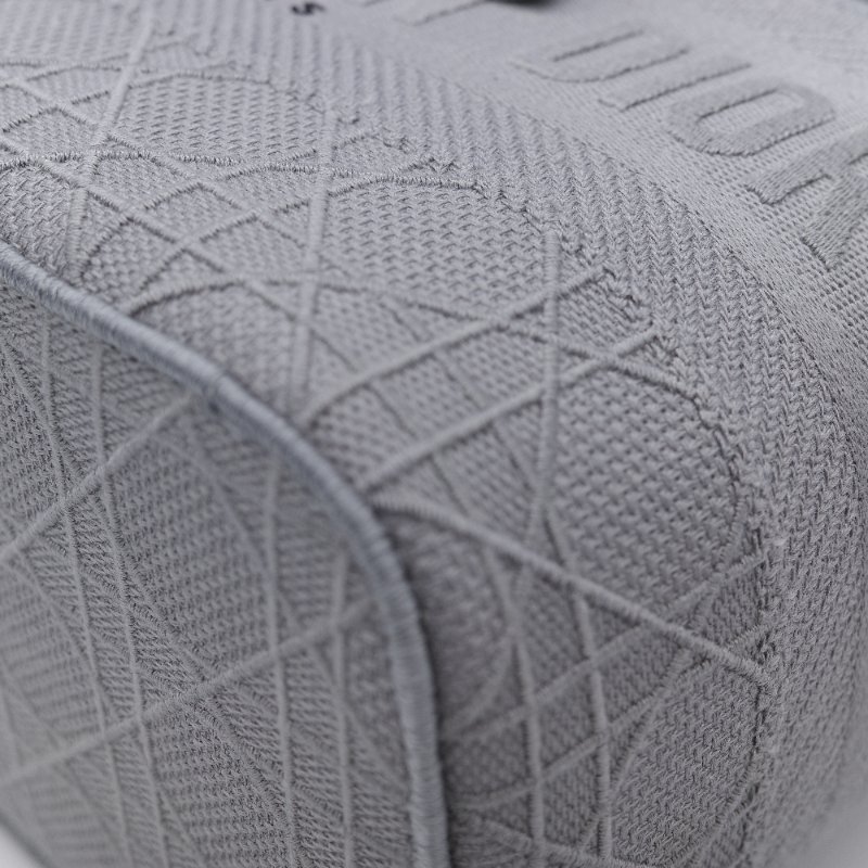 （未使用閒置品♥️）Dior 迪奧 DiorTravel Vanity Case 灰色 刺繡帆布 老花 化妝包 野餐包 手提包-18