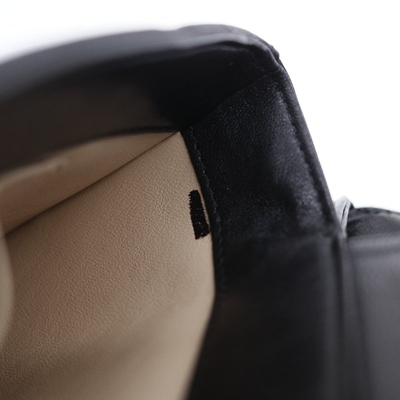 Chanel 香奈兒 Subtle Flap 黑色羊皮 立體雙色線刺 繡 手拿包 翻蓋包-11