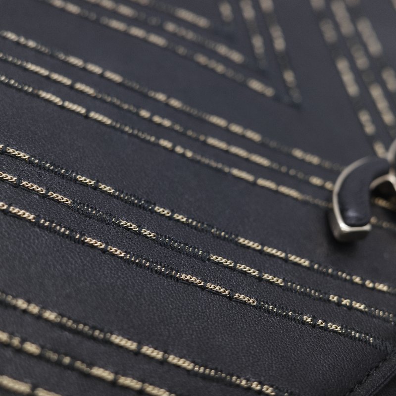 Chanel 香奈兒 Subtle Flap 黑色羊皮 立體雙色線刺 繡 手拿包 翻蓋包-20