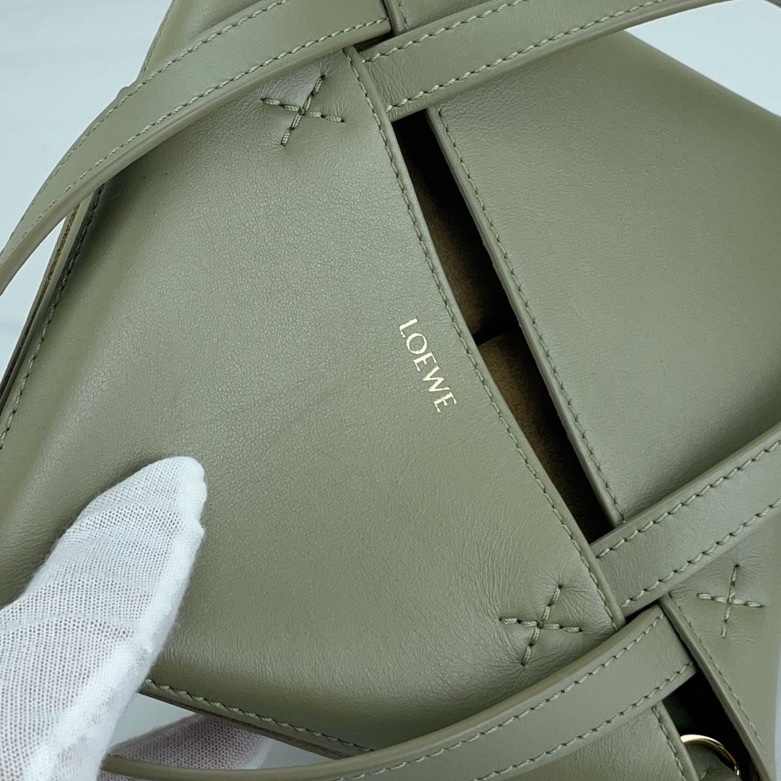 Loewe羅意威綠色幾何托特包 Puzzle Fold折疊 無附件-9