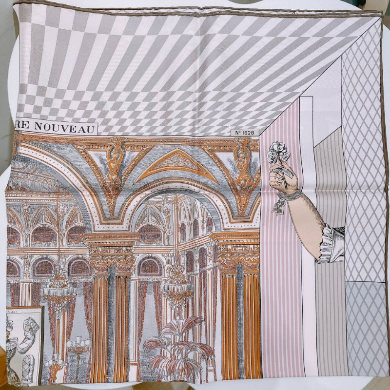 TW4740 Hermes 愛馬仕絲巾 粉色拼大象灰 90cm Grand Theatre Nouveau 90x90cm Scarf-2