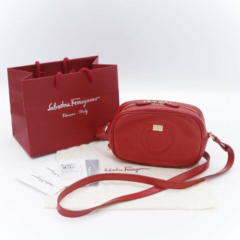 Salvatore Ferragamo 菲拉格慕 Gancini 烈焰紅 小牛皮 相機包 斜背包