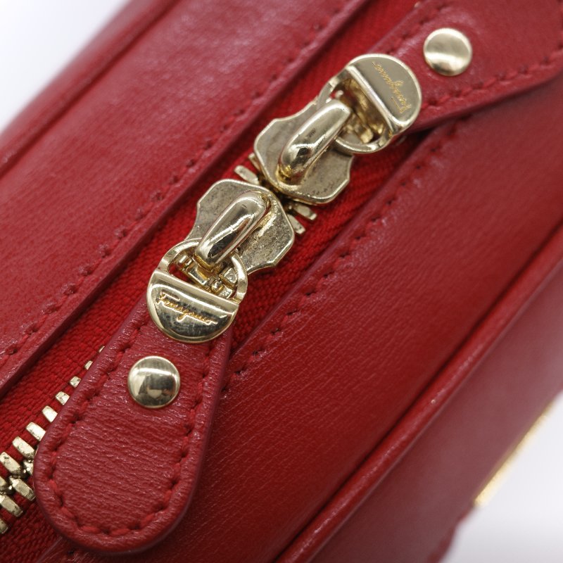 Salvatore Ferragamo 菲拉格慕 Gancini 烈焰紅 小牛皮 相機包 斜背包-14