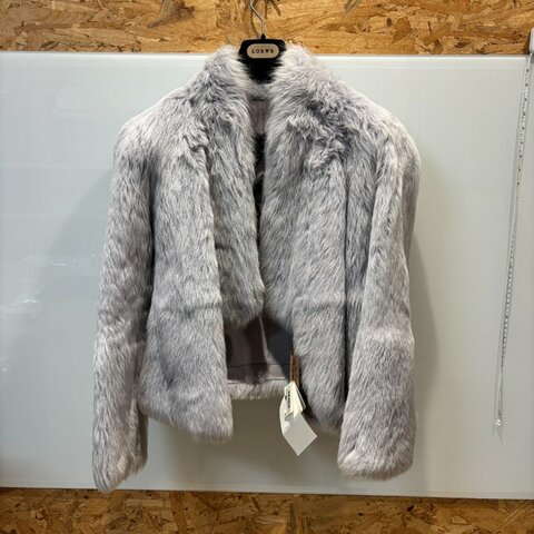 【美收精品】LOEWE灰色毛毛大衣 5-92