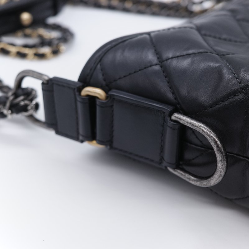 Chanel 香奈兒 Gabrielle Hobo 菱格紋 黑色 小牛皮 小型流浪包-13