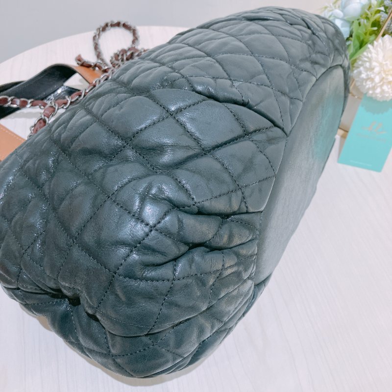 TK1955	香奈兒 牛皮皮革 鏈帶手挽肩背  Black Quilted Iridescent Calfskin Leather Small In-The-Mix Tote Bag-7