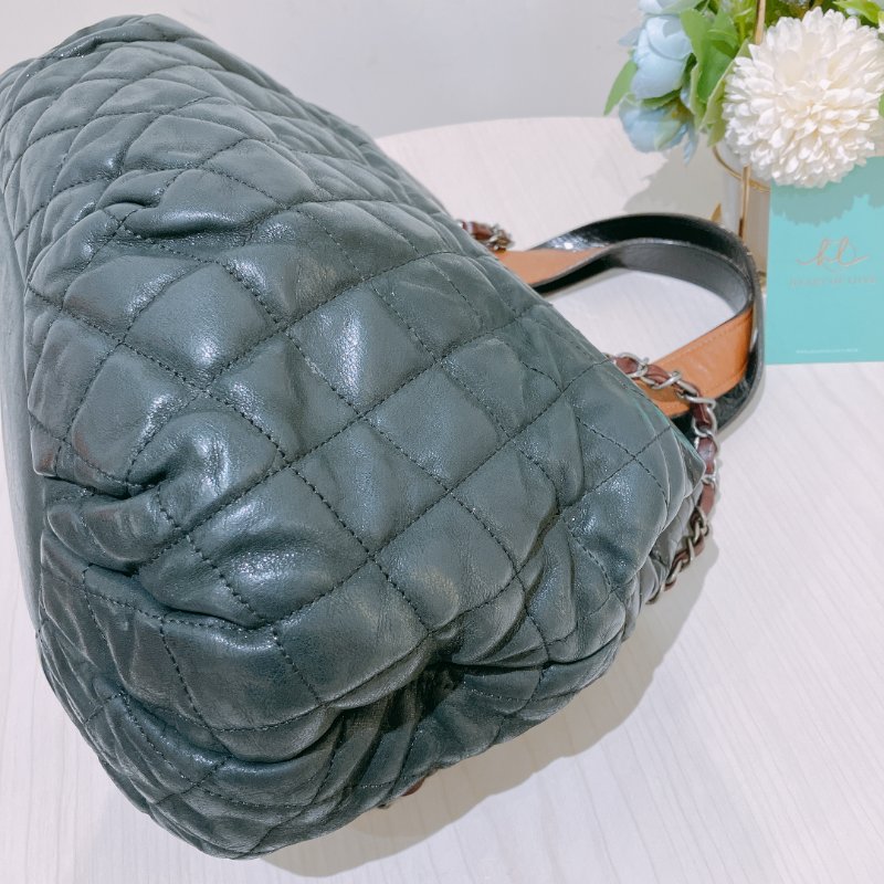 TK1955	香奈兒 牛皮皮革 鏈帶手挽肩背  Black Quilted Iridescent Calfskin Leather Small In-The-Mix Tote Bag-10