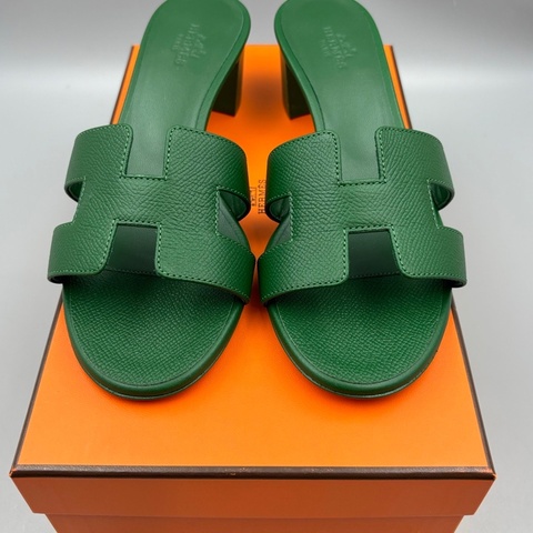 閒置新Hermès 愛馬仕拖鞋36碼 附件：塵袋 盒