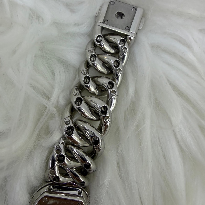 這款手錶是Ralph Lauren 的Petite Stirrup 系列腕錶-5