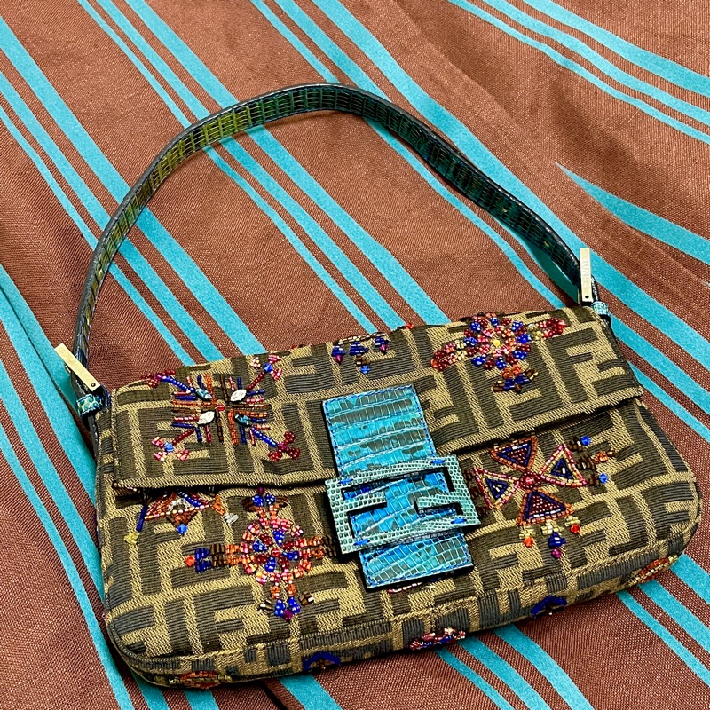 FENDI 中古稀有法棍 老花包 Baguette 彩珠刺繡拚花 Tobacco Zucca-10