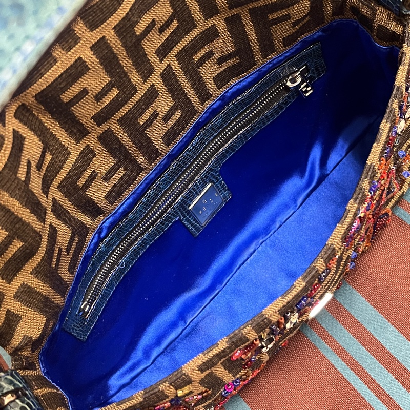 FENDI 中古稀有法棍 老花包 Baguette 彩珠刺繡拚花 Tobacco Zucca-12