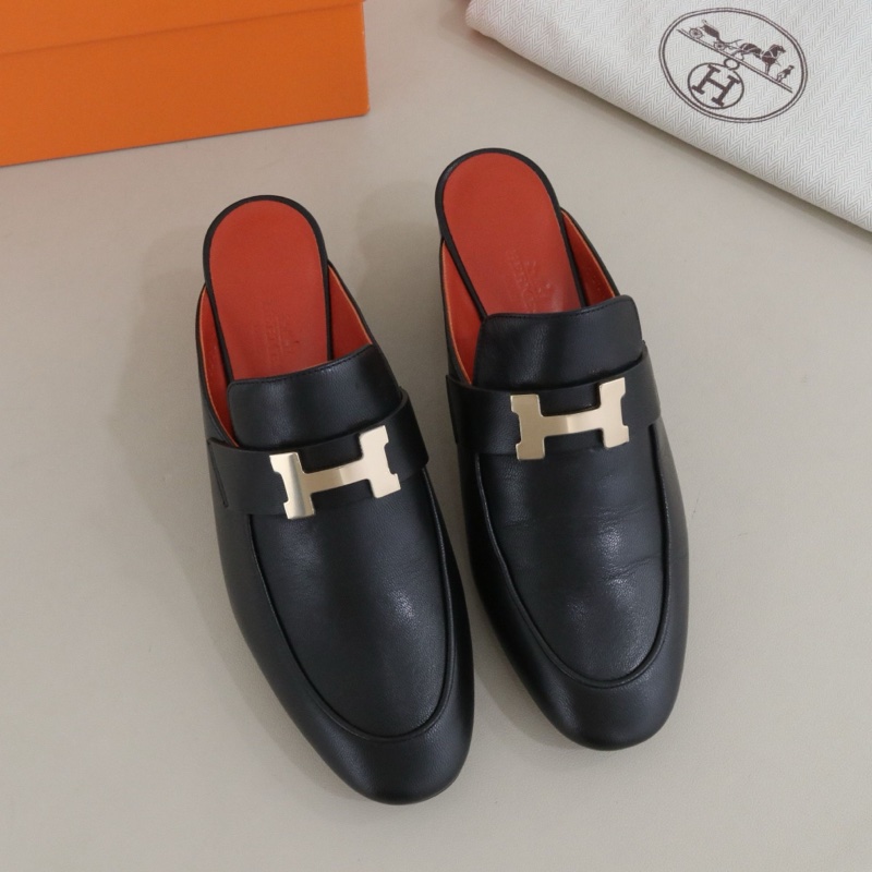 閒置新Hermès 愛馬仕  拖鞋女鞋，黑色金扣，36碼，跟高5cm 配件盒子防塵袋-4
