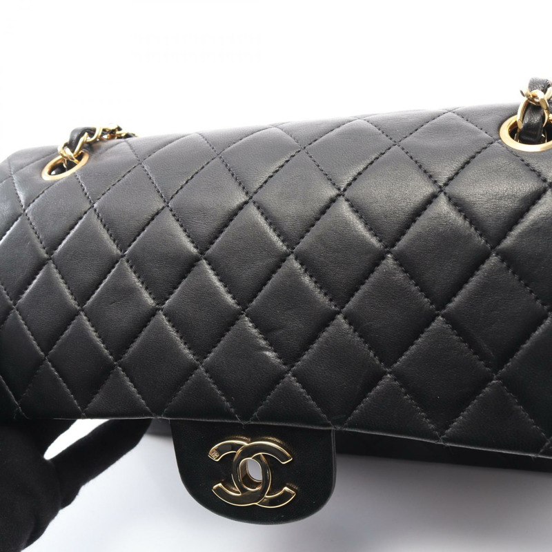 香奈兒 (CHANEL) Matelasse 雙蓋鏈條肩背包，羊皮材質，黑色，金色五金，二手，女士 CC-11