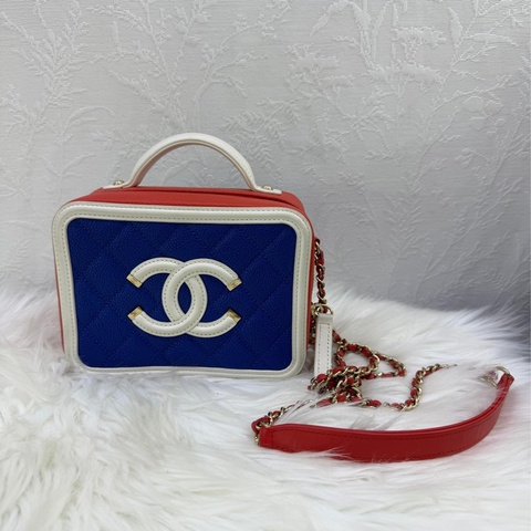 Caviar Quilted Small CC Filigree Vanity Case Blue White Red