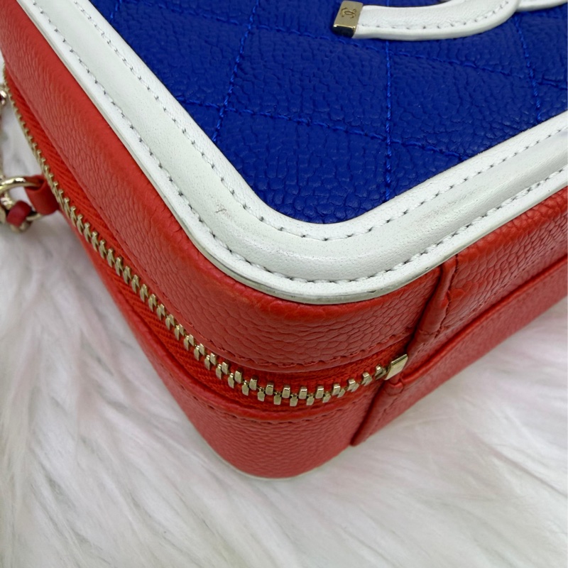 Caviar Quilted Small CC Filigree Vanity Case Blue White Red-7