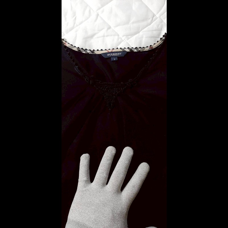 BURBERRY 博柏利 LONDON 戰馬 女黑色抓皺立體蕾絲領口短袖上衣5號-2