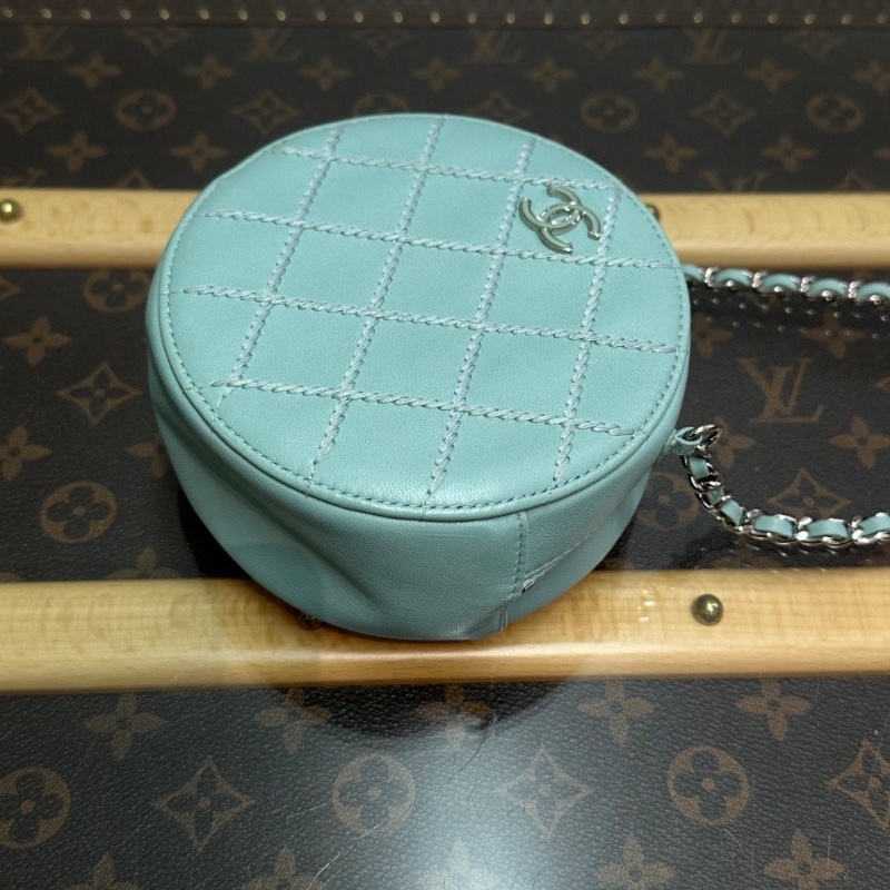 CHANEL淺藍色外縫線外縫線圓餅包12*12*5 98新配件塵袋-5