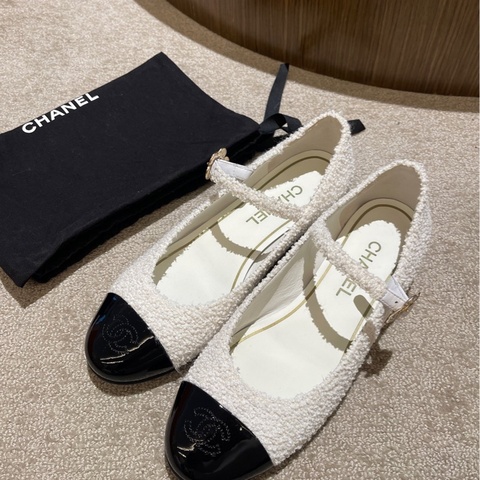 Chanel 香奈兒22k黑白粗花呢瑪麗珍滿鑽花朵扣平跟鞋子38.5碼