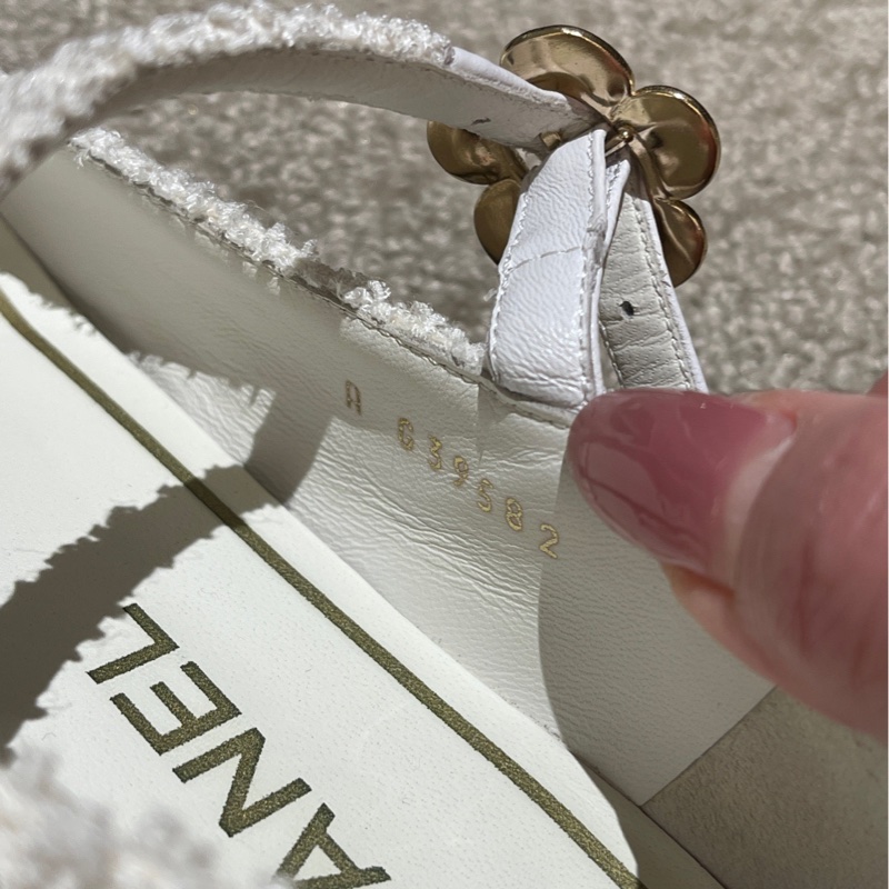 Chanel 香奈兒22k黑白粗花呢瑪麗珍滿鑽花朵扣平跟鞋子38.5碼-5