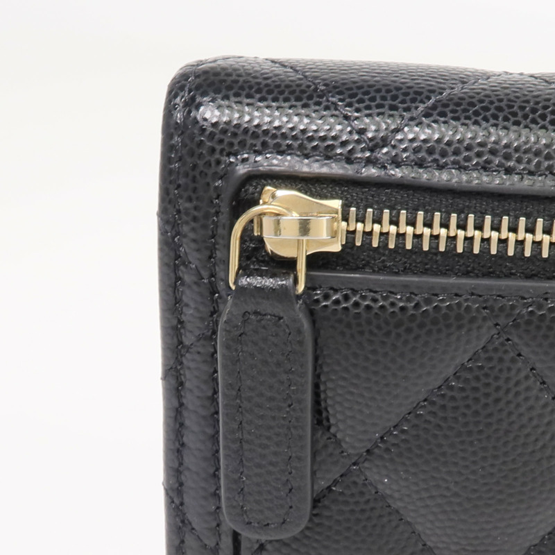 CHANEL 牛皮皮革Wallet金扣錢包-11