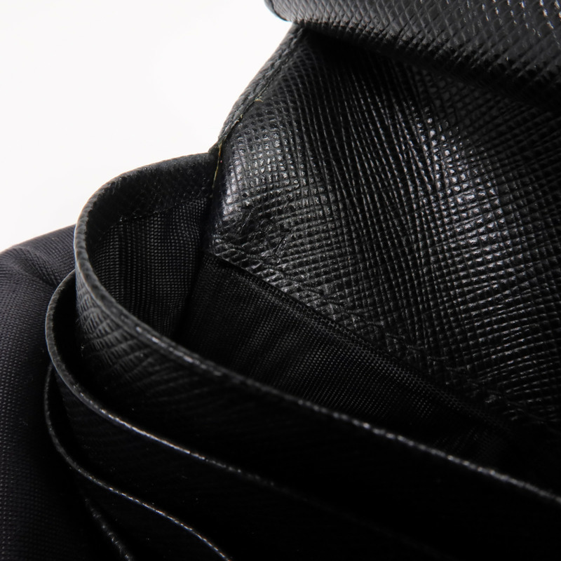 PRADA 牛皮皮革Wallet金扣錢包-8