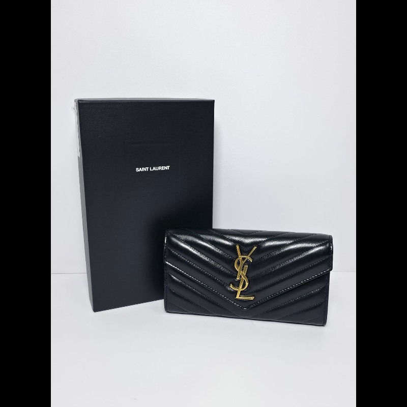 YSL 黑色 Cassandre Large Wallet
(未使用品)-0