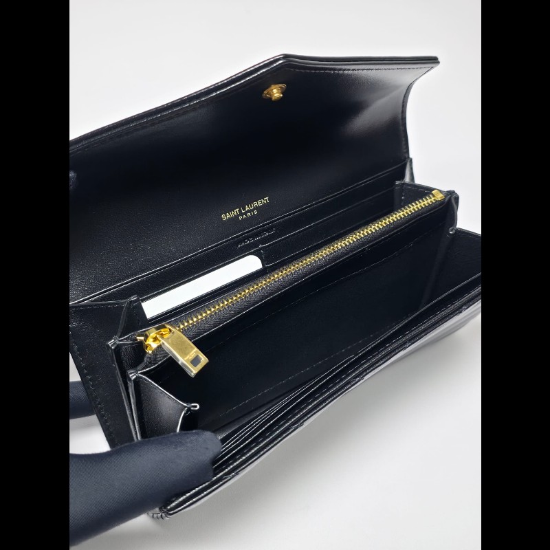 YSL 黑色 Cassandre Large Wallet
(未使用品)-12