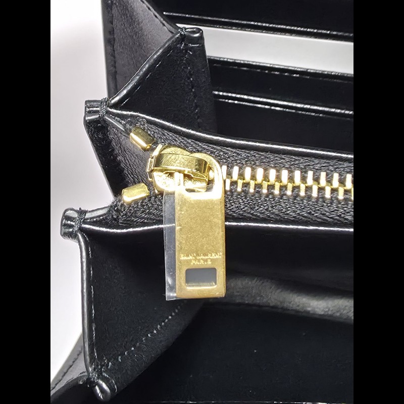 YSL 黑色 Cassandre Large Wallet
(未使用品)-15