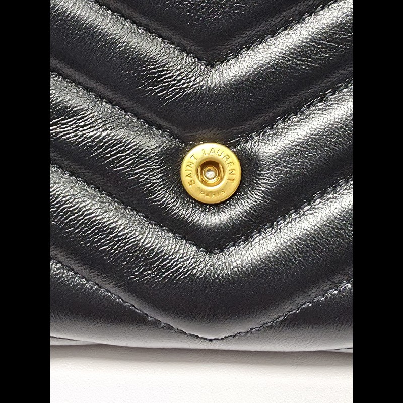 YSL 黑色 Cassandre Large Wallet
(未使用品)-16