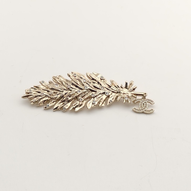 CHANEL 合金25S羽毛水鑽籠中鳥系列胸針-2