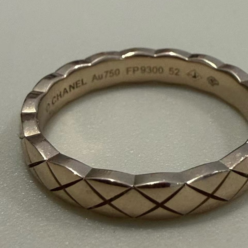 CHANEL CocoCrush窄版菱格戒指18K玫瑰金52-4