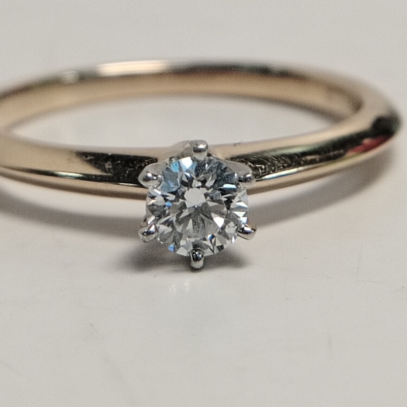 TIFFANY&CO 18K玫瑰金鑽石pt950六爪鑽戒0.24克拉52-4