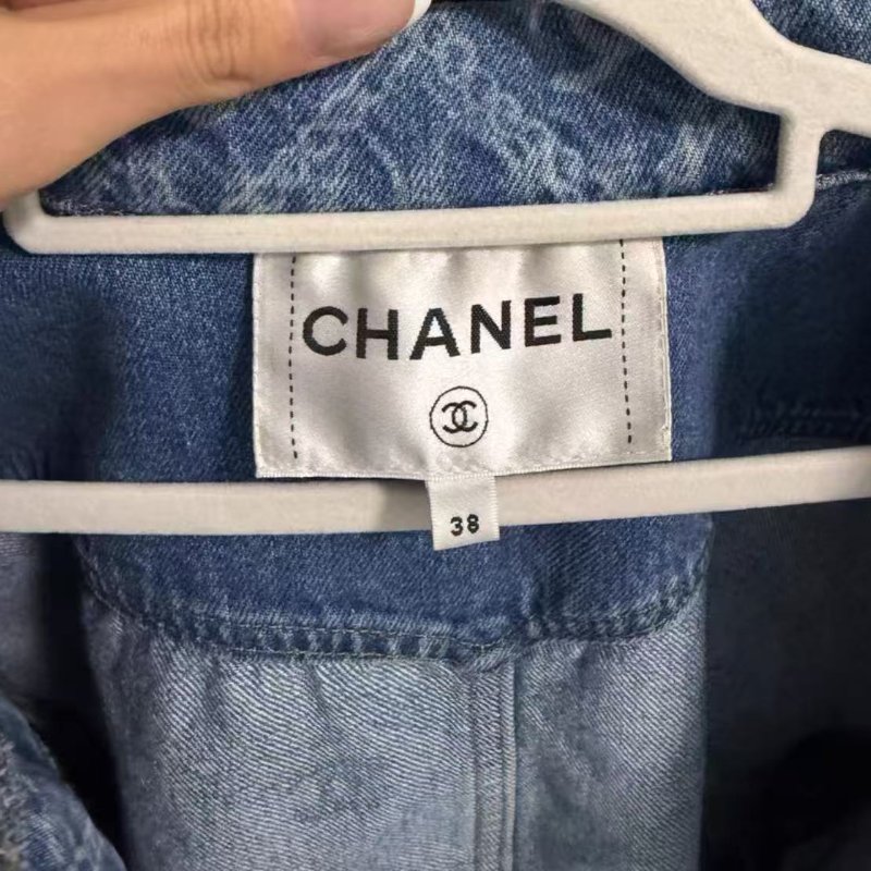 ✨Chanel 23A 淺藍山茶花牛仔外套 38碼 99新-2
