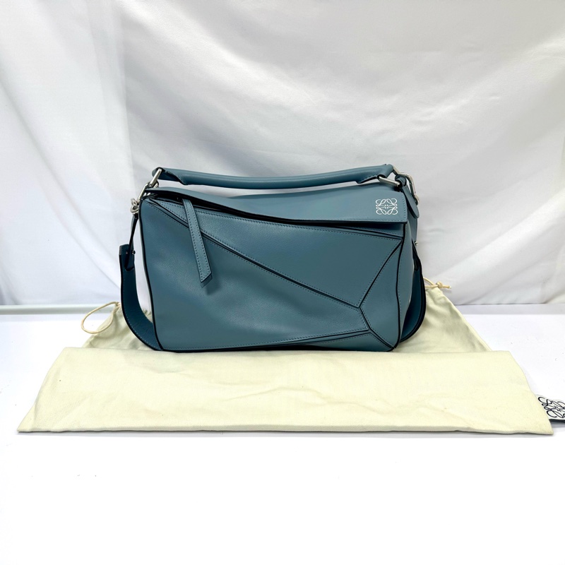 LOEWE Puzzle 藍色中型幾何拼接包-0