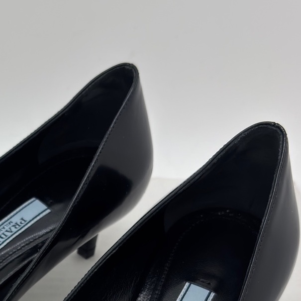 Prada普拉達牛皮尖頭黑色高跟鞋38.5碼-4