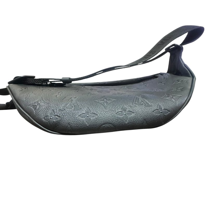 【美收精品】LV黑色壓花肩背包 5-75-6