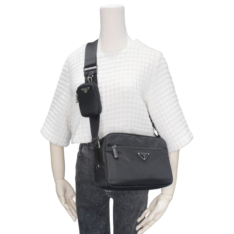 Prada Saffiano 再生尼龍銀三角logo二合一拉鍊斜背包(1BC167-黑)-5