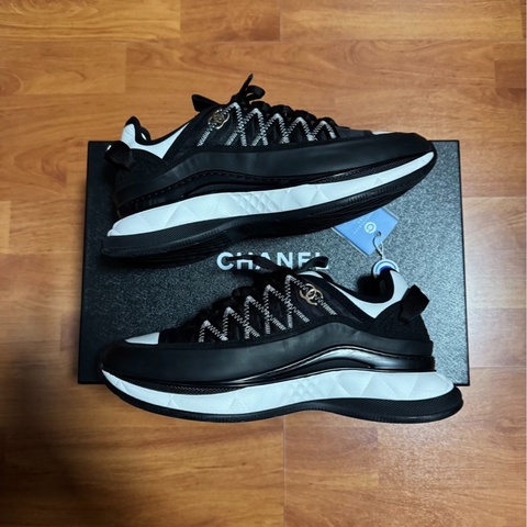 Chanel香奈兒25c金標運動鞋 低幫熊貓鞋 女款 黑色 38碼