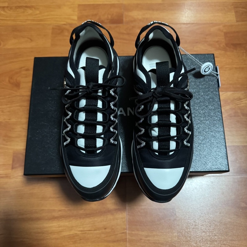Chanel香奈兒25c金標運動鞋 低幫熊貓鞋 女款 黑色 38碼-2