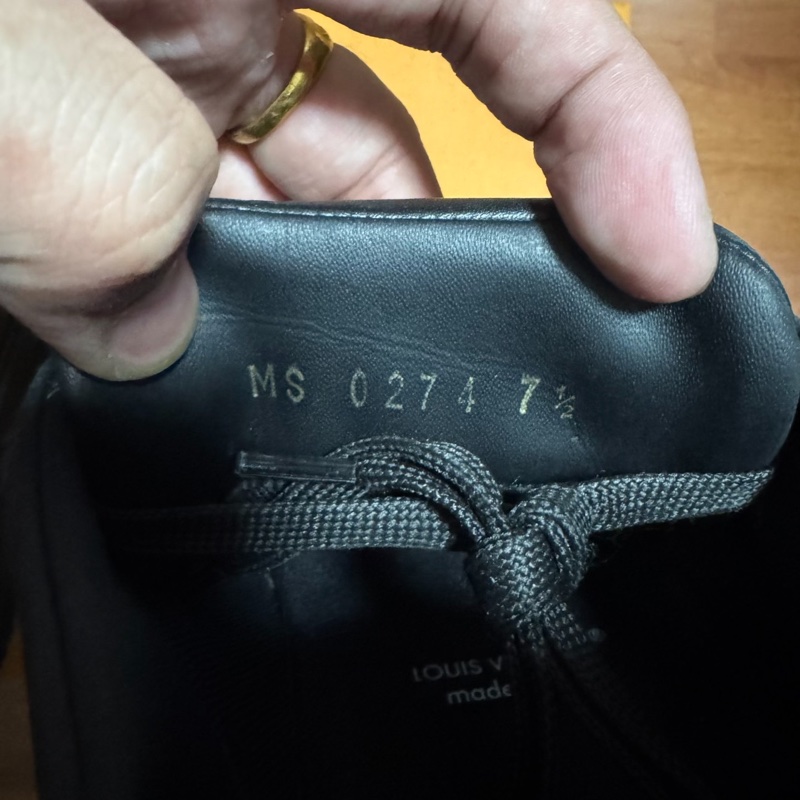 Lv Trainer新款做舊黑武士 小牛皮低幫板鞋 男款 黑色 41.5碼-4