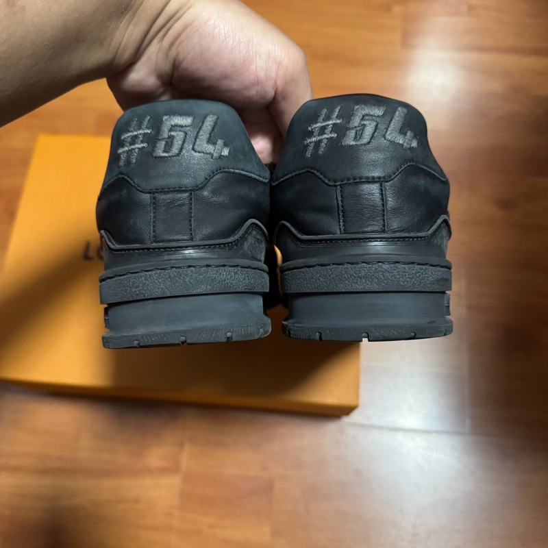 Lv Trainer新款做舊黑武士 小牛皮低幫板鞋 男款 黑色 41.5碼-5