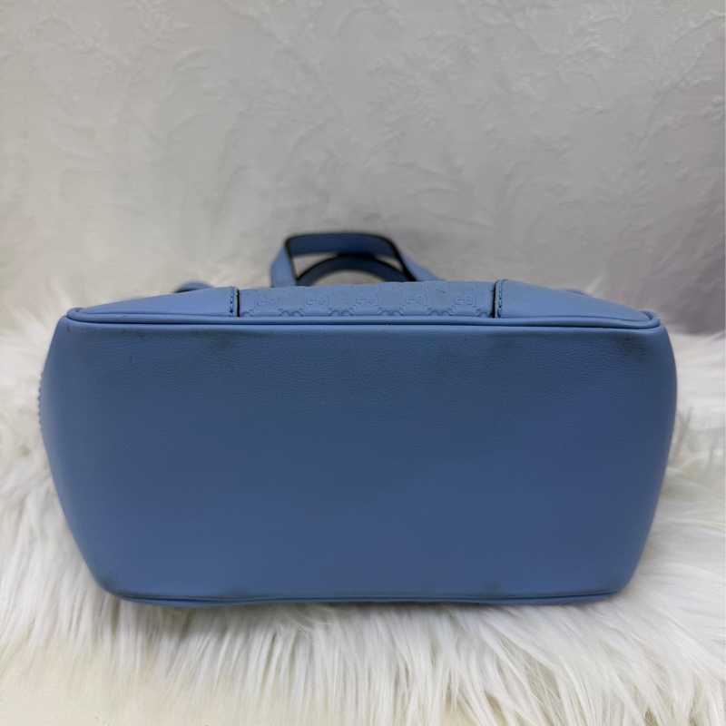 這款手袋是Gucci 的Microguccissima 皮革手提包。-8