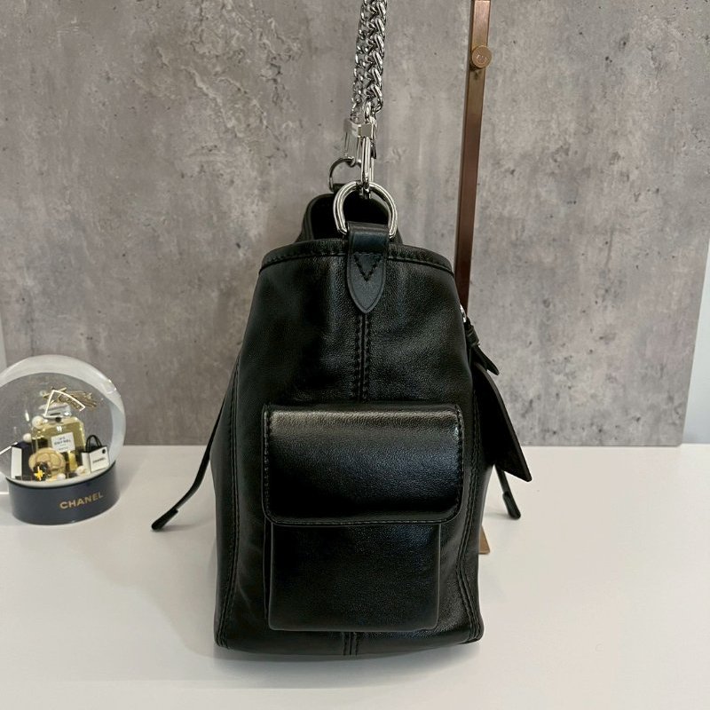 Louis Vuitton LV CarryAll PM 黑武士-3