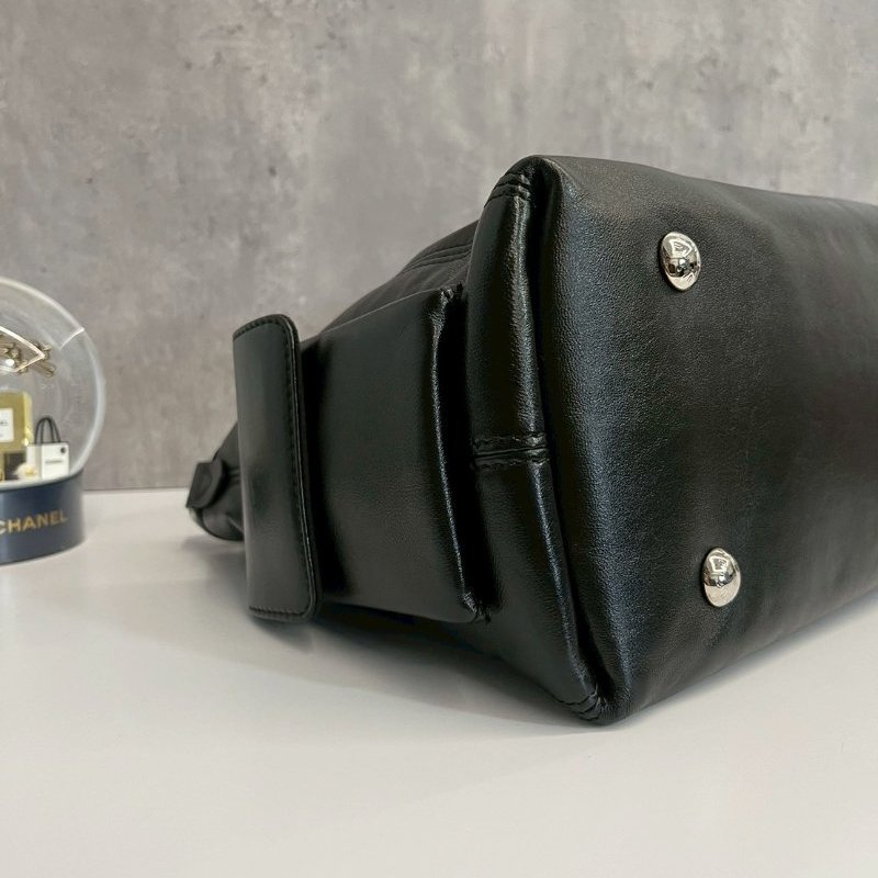 Louis Vuitton LV CarryAll PM 黑武士-4